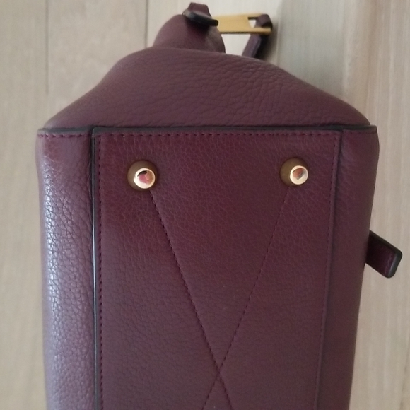 Marc Jacobs Textured Mini Incognito Leather Tote and Crossbody Bag in Aubergine - Picture 6 of 12